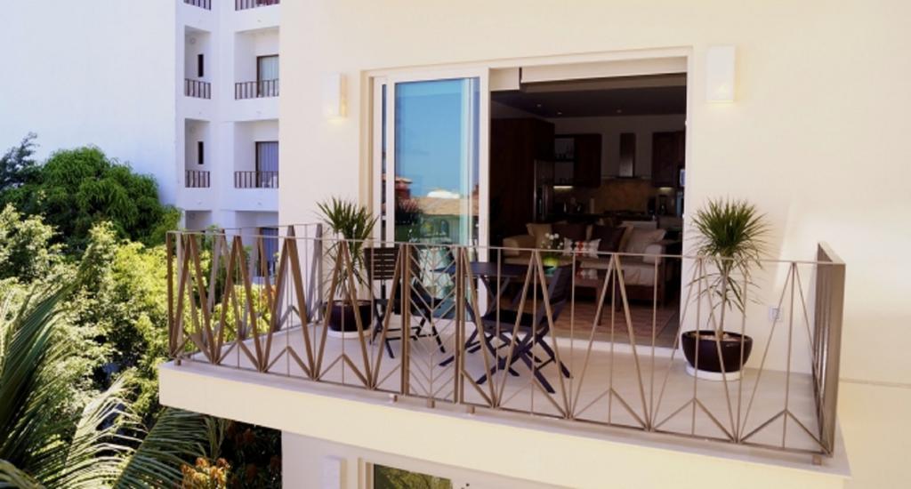 Luxury Condo V177 Romantic Zone Apartment *