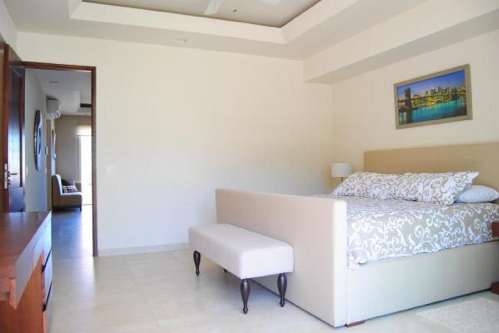 Luxury Condo V177 Romantic Zone Apartment