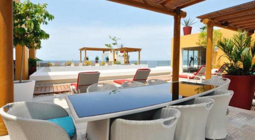 Apartment Luxury Condo V177 Romantic Zone *