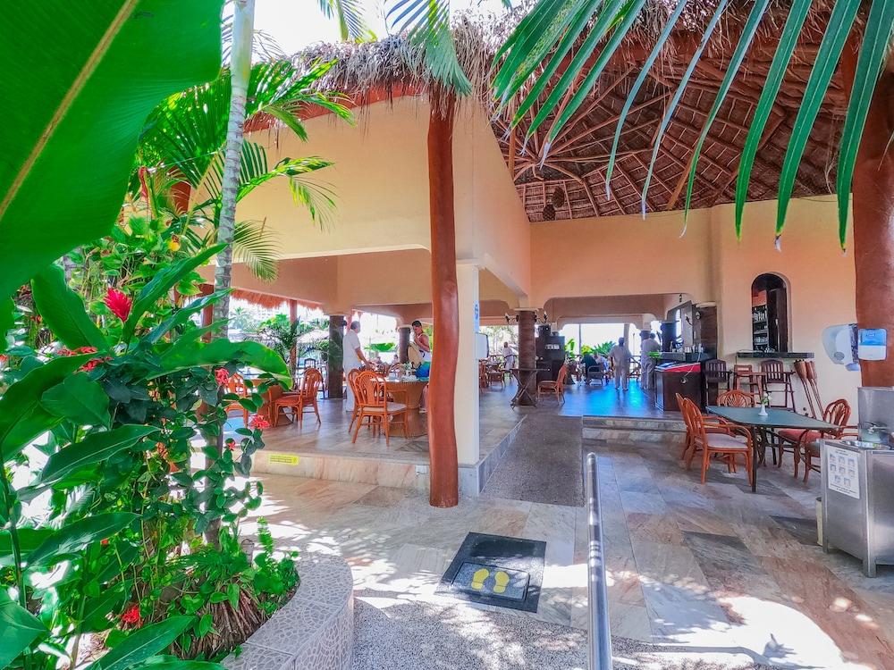 Tropicana Puerto Vallarta