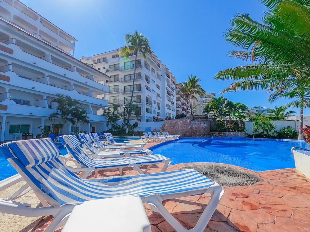 Tropicana Hotel 3*