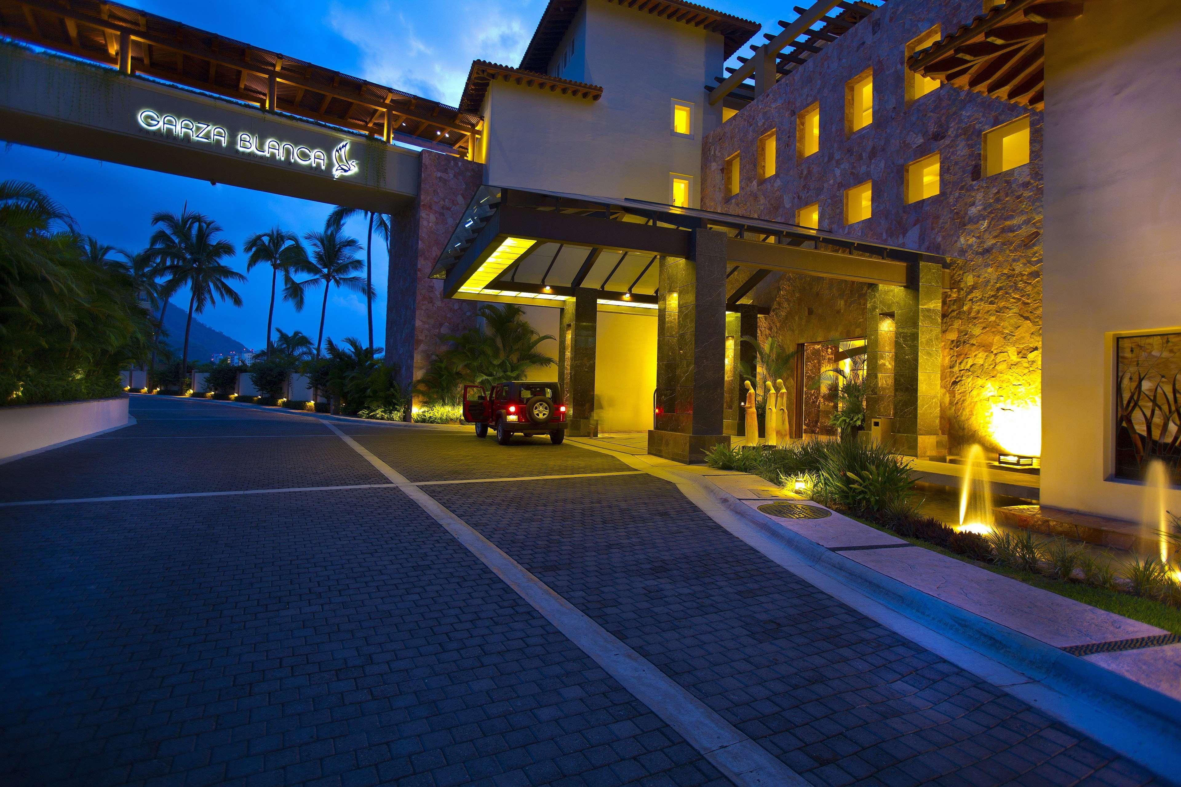 Garza Blanca Preserva Hotel