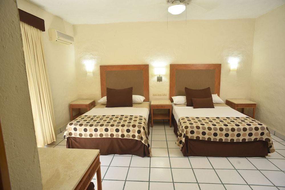 Apartment Hermoso En Tules, Frente Al Mar En Medio De Hermosos Jardines, Es Unico!!!