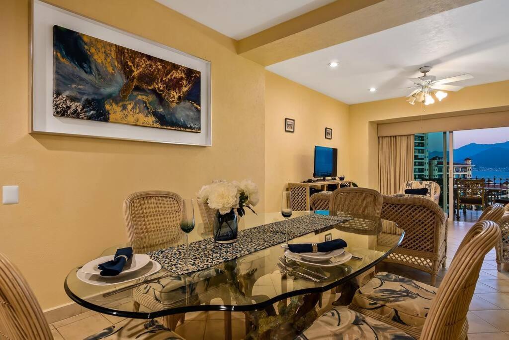 Front-ocean Views-marina Luxury Condo-bvg
