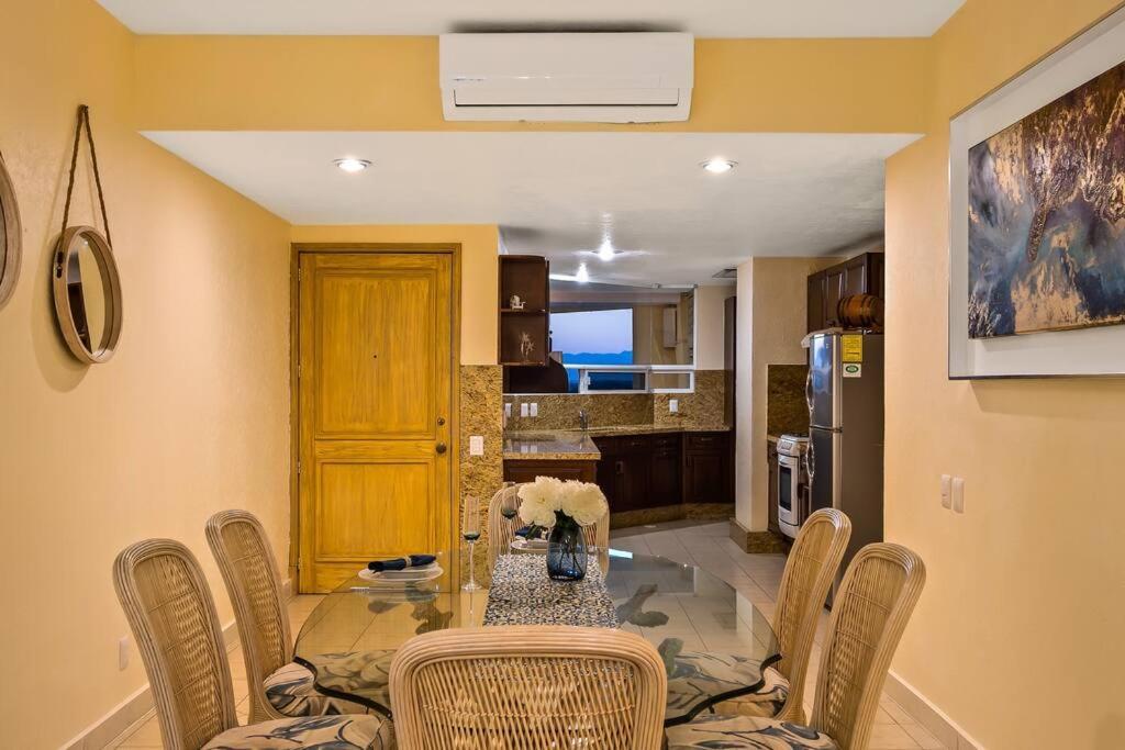 Front-ocean Views-marina Luxury Condo-bvg Puerto Vallarta