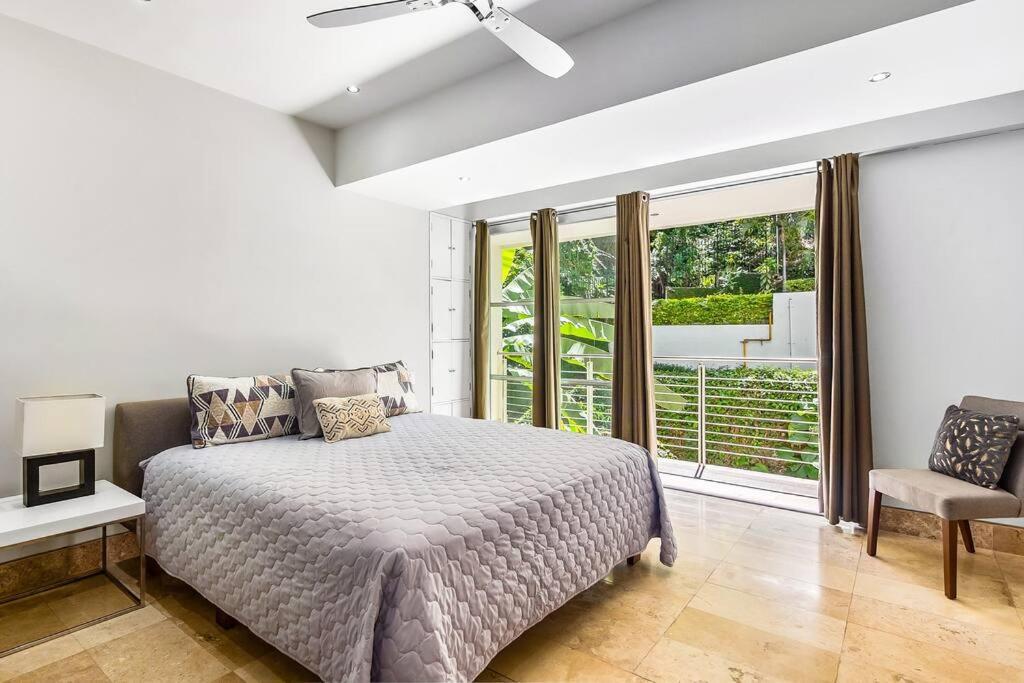 Amapas Ocean View Apartment