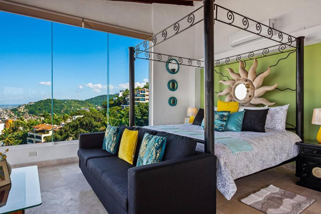Stunning Views~2 Min-romantic Zone~free Transport~ Apartment *