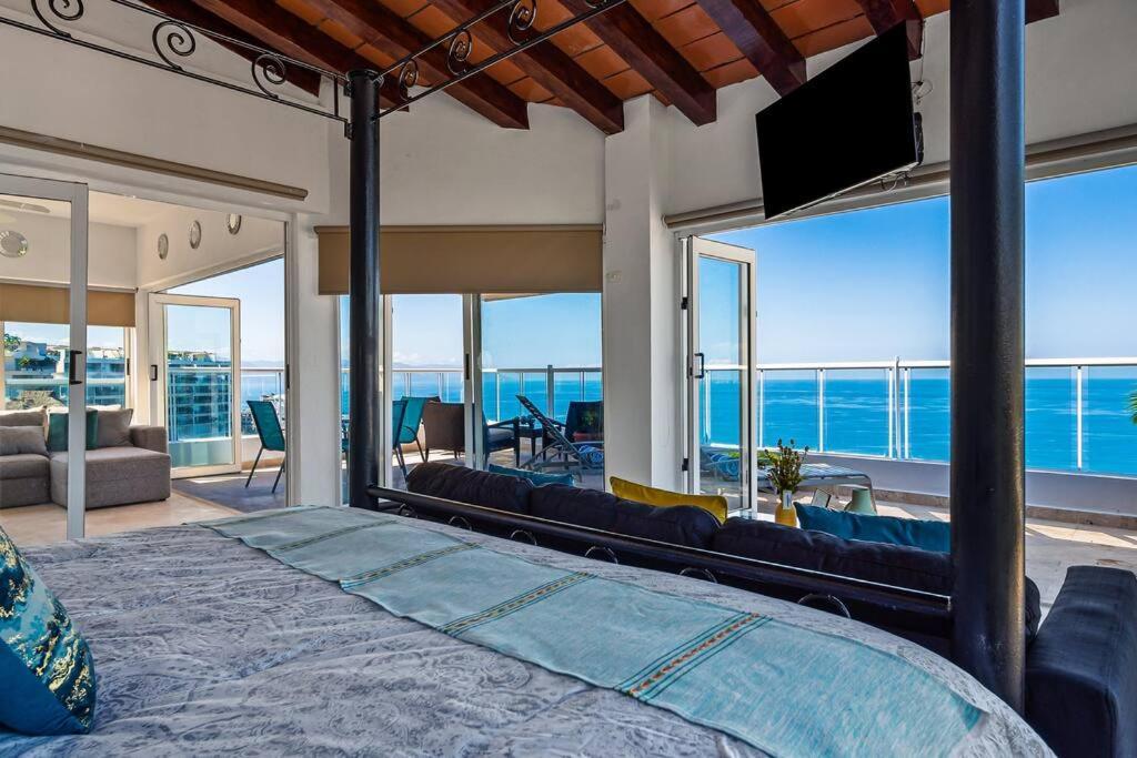 Apartment Stunning Views~2 Min-romantic Zone~free Transport~