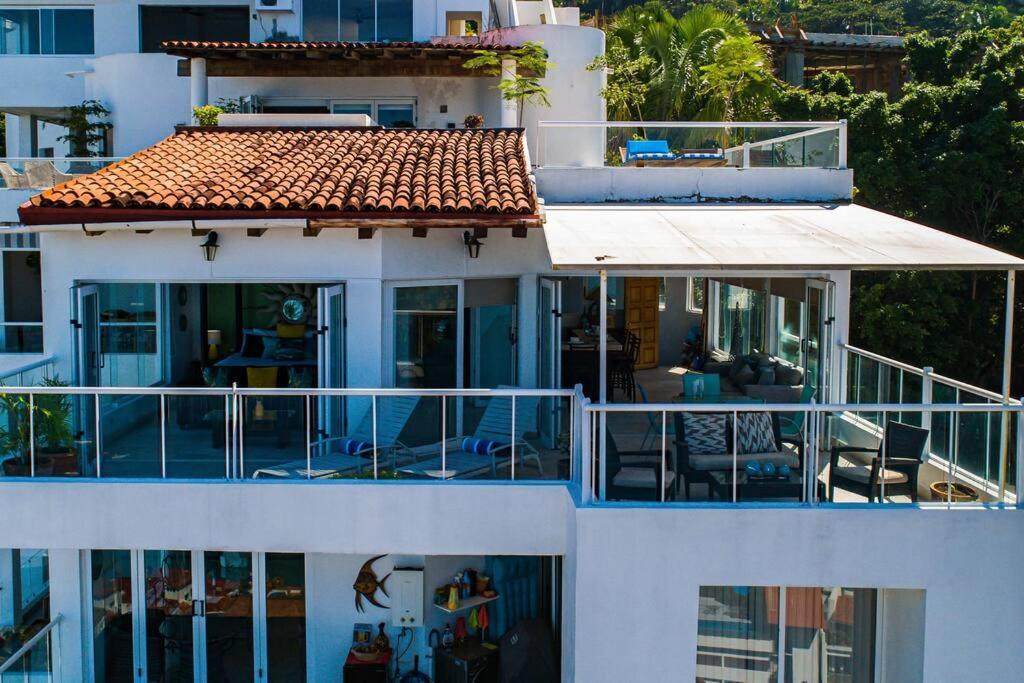 Apartment Stunning Views~2 Min-romantic Zone~free Transport~