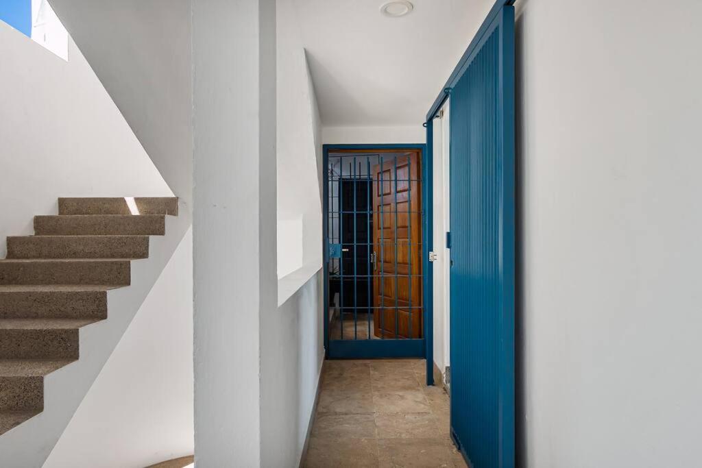 Stunning Views~2 Min-romantic Zone~free Transport~ Apartment Puerto Vallarta