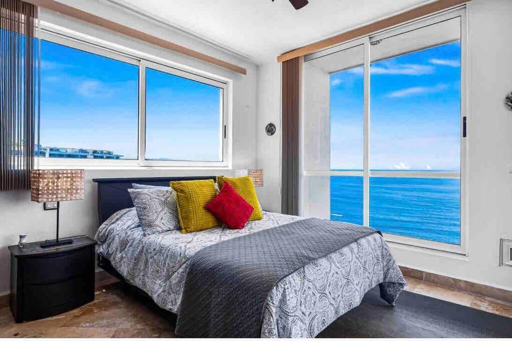 Apartment Stunning View Ph~free Transport~ *