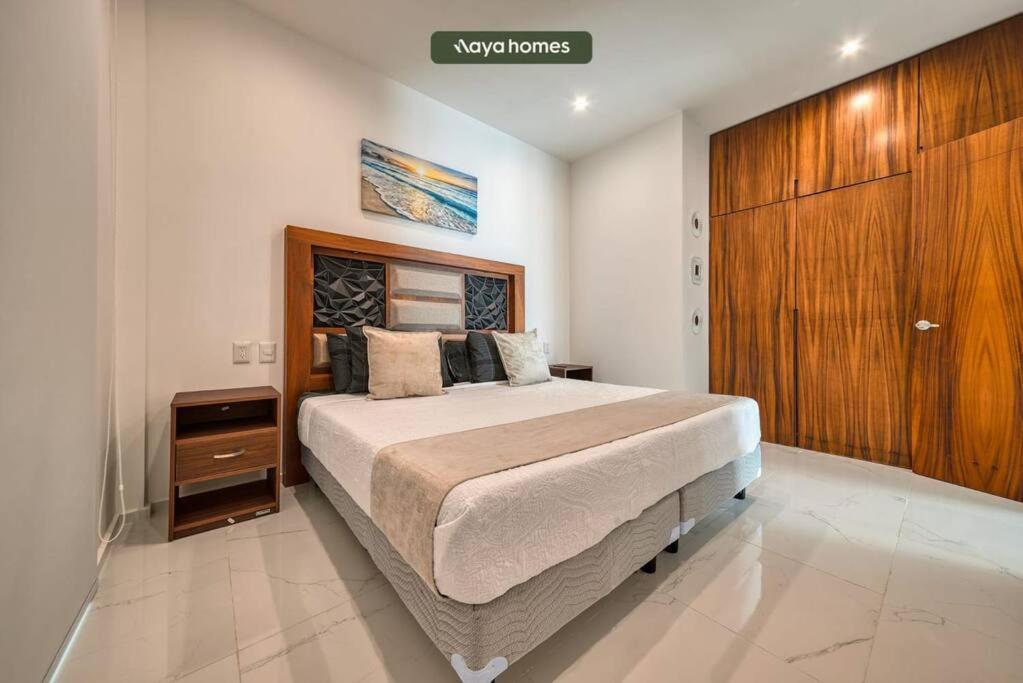Amazing 1br W/rooftop Pool Apartment *