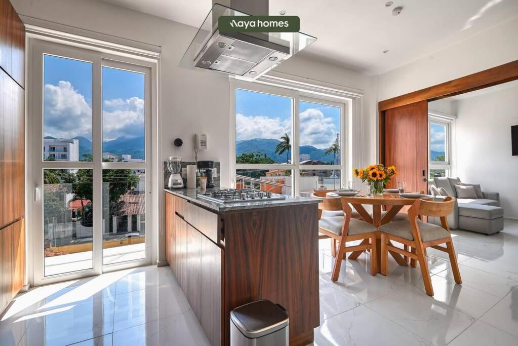 Amazing 1br W/rooftop Pool *