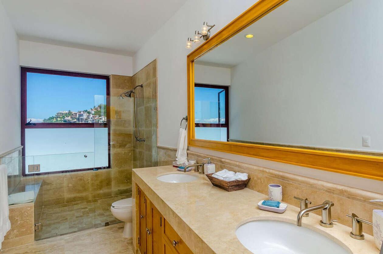 Magnificent Villa- For 20 Guests *