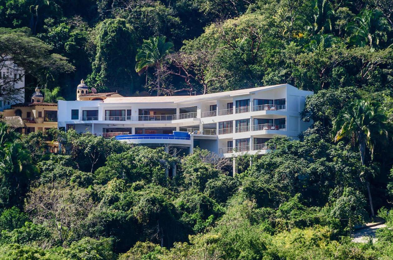 Magnificent Villa- For 20 Guests Villa Puerto Vallarta