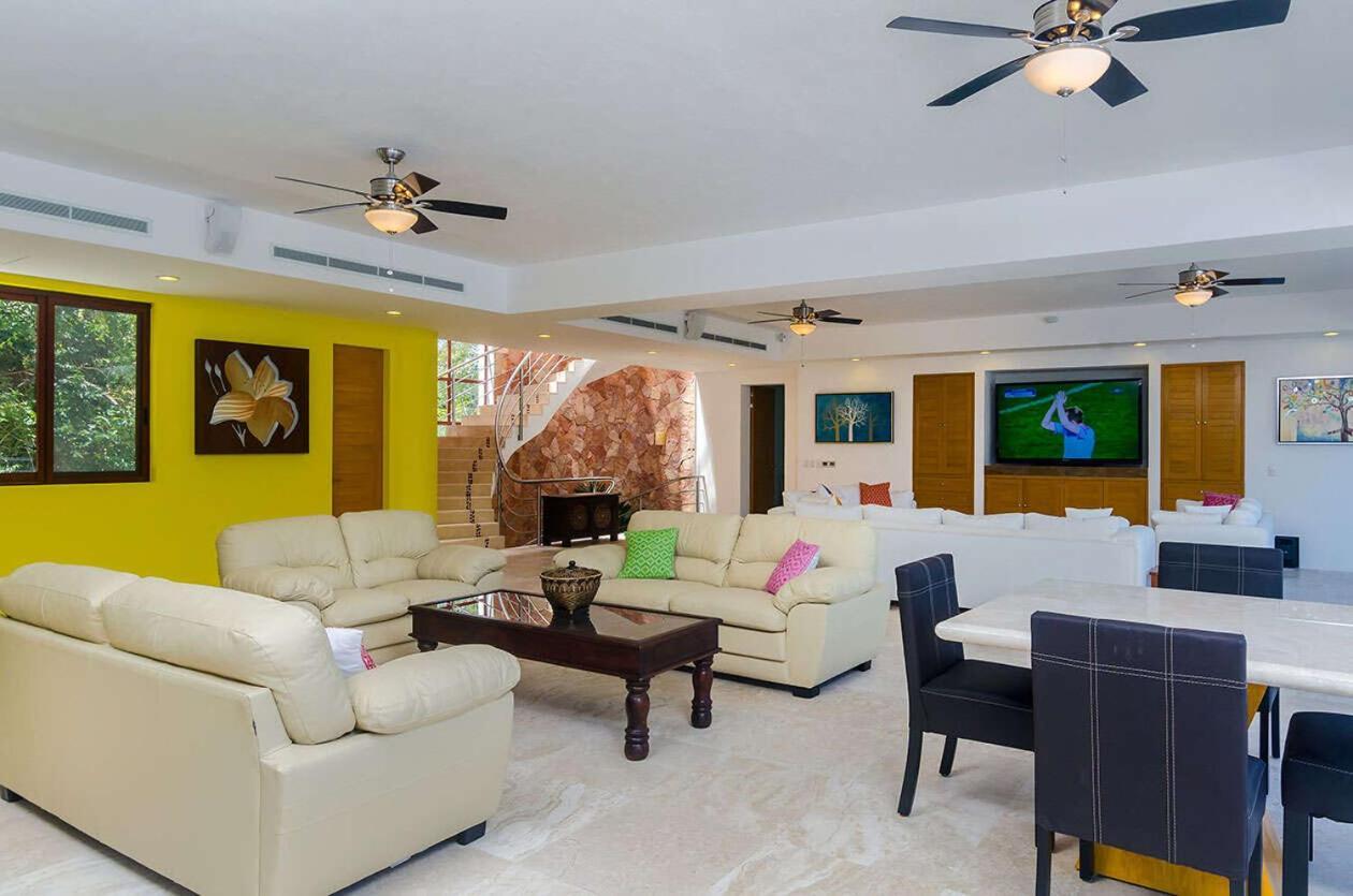 Magnificent Villa- For 20 Guests *