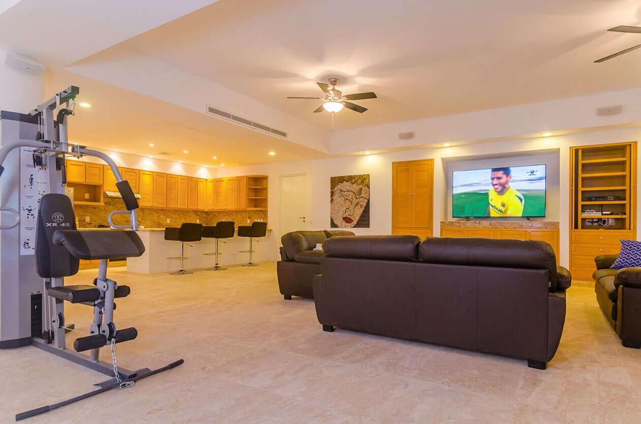 Magnificent Villa- For 20 Guests