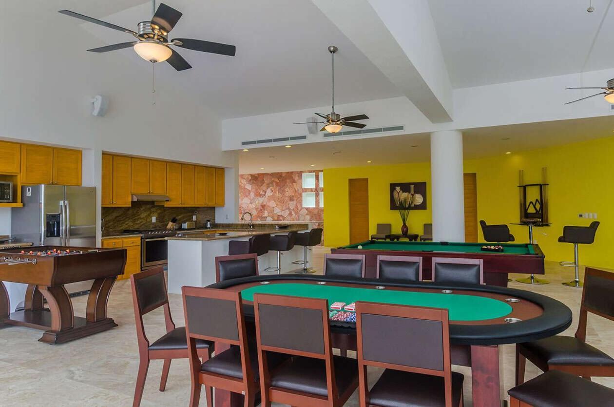 Magnificent Villa- For 20 Guests Puerto Vallarta