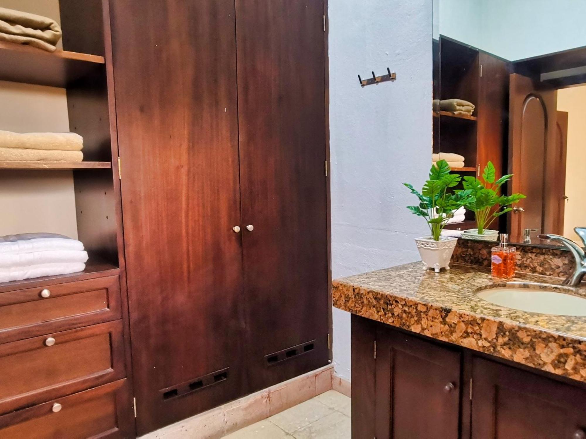 Holiday home Lujosa Y Acogedora Conchita Con Alberca Privada *