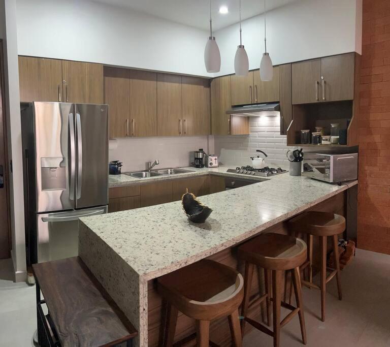 Casapv At Serenity Tower *