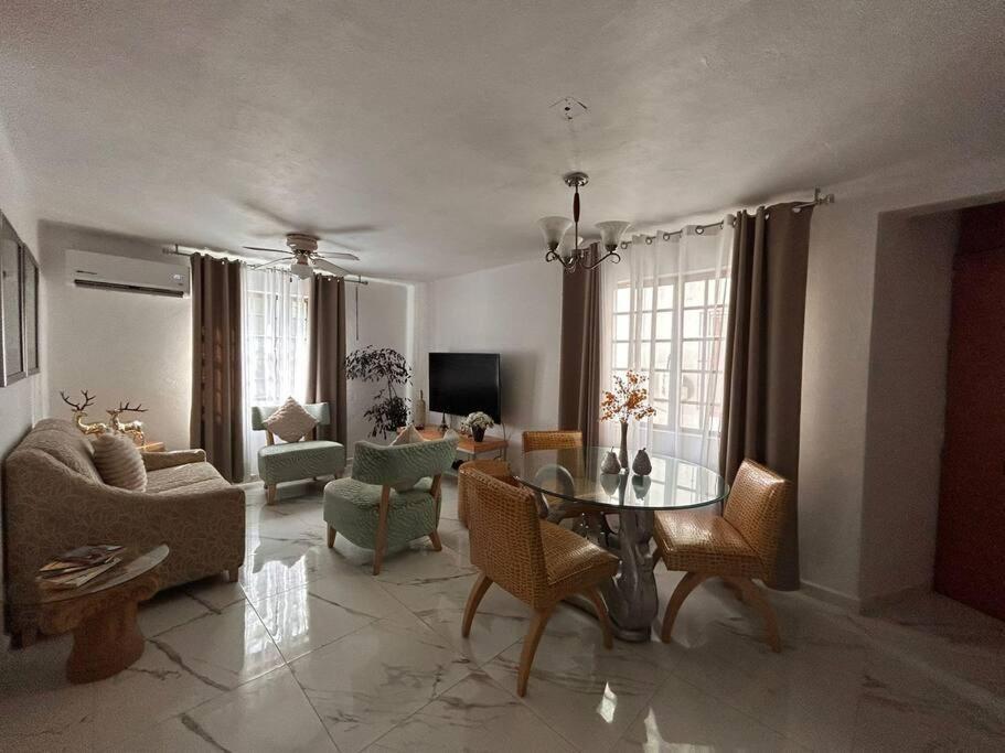Apartment Gorgeous In An Amazing Location!