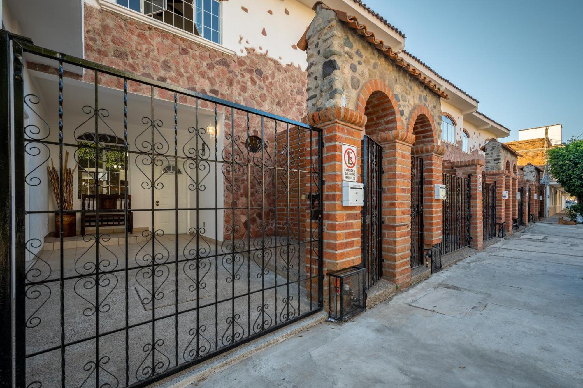 Boutique & Hacienda Lord Twigg Hotel 5*