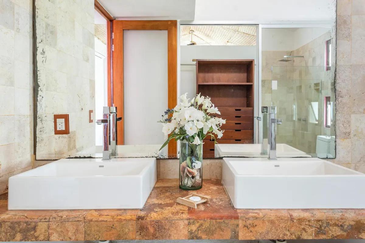 Casa La Columna Bed & Breakfast 2*