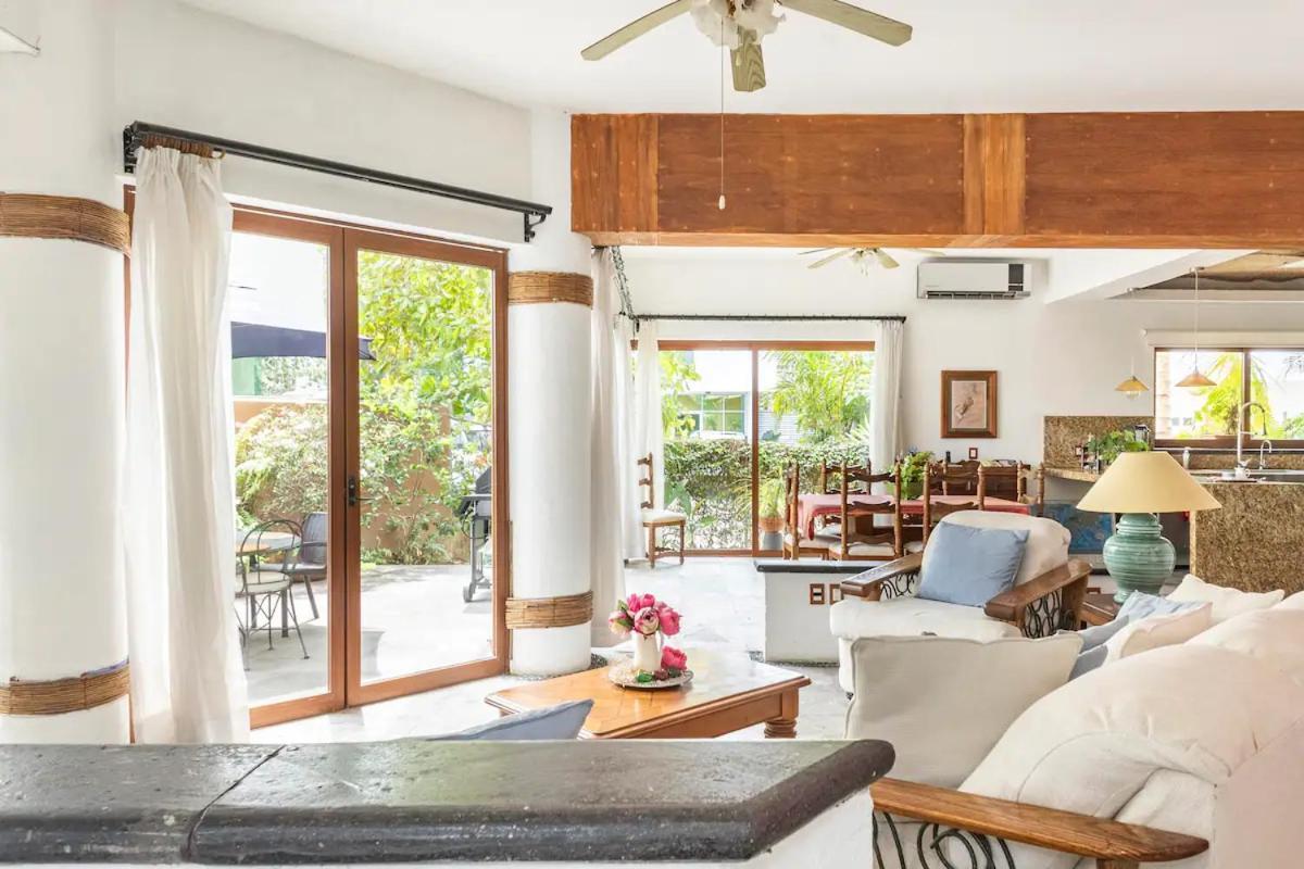 Casa La Columna Bed & Breakfast 2*