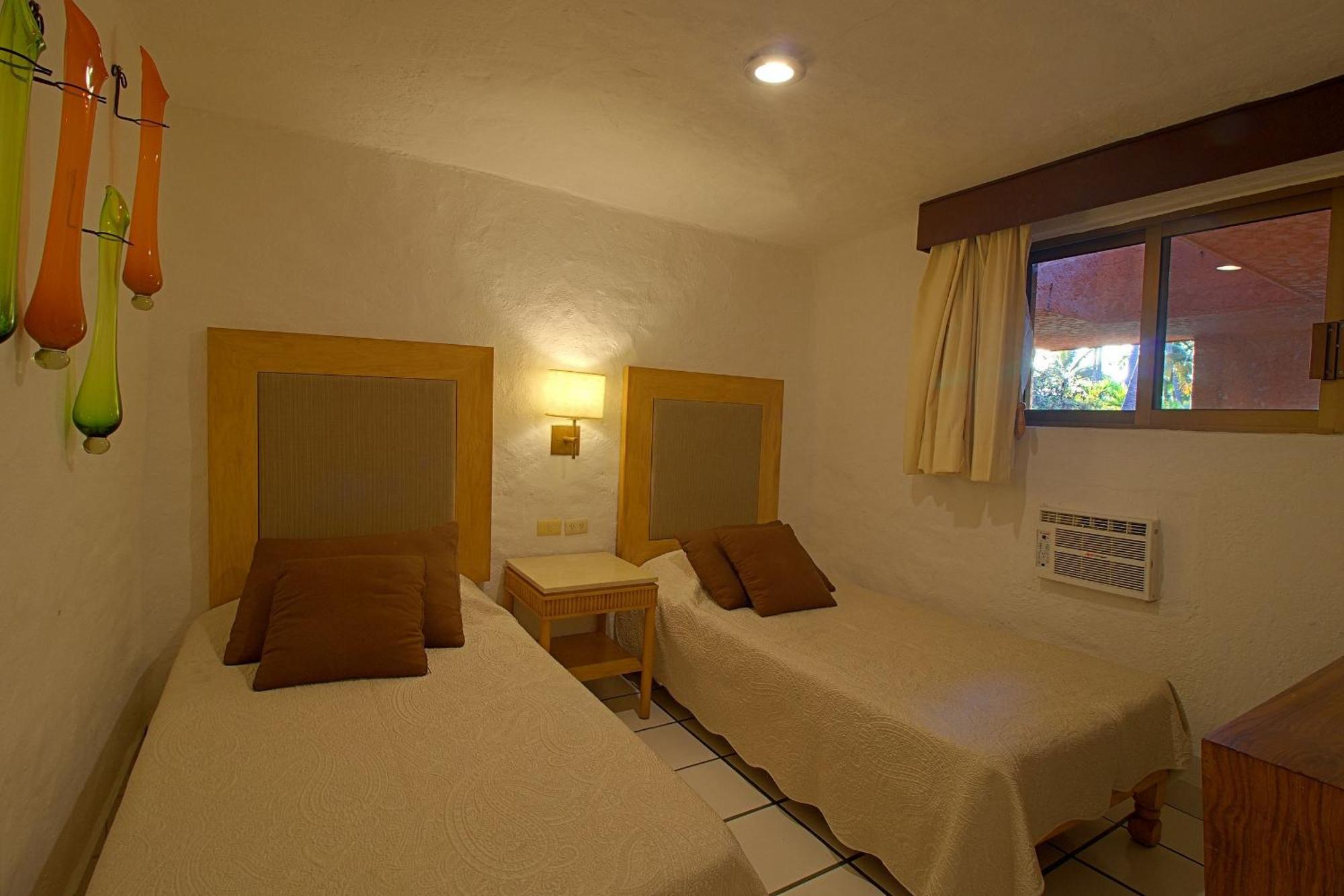 Apartment Hermoso En Tules, Frente Al Mar En Medio De Hermosos Jardines, Es Unico!!! *