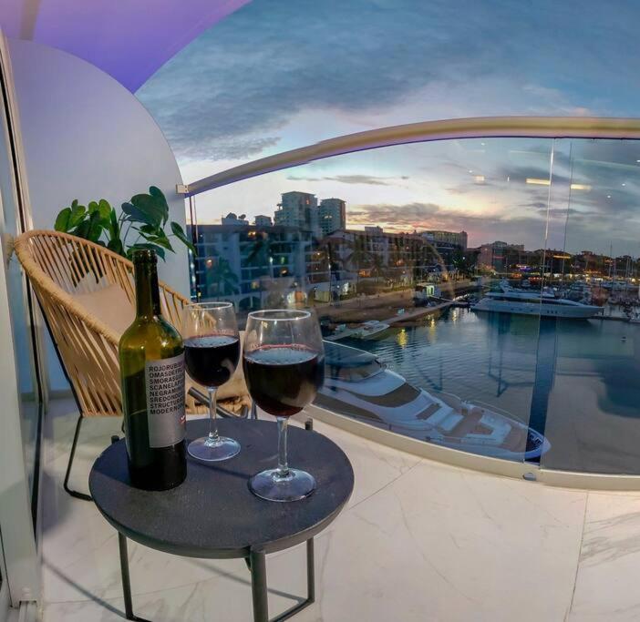 Stunning & Fully Equipped Condo, Marina Vallarta Puerto Vallarta