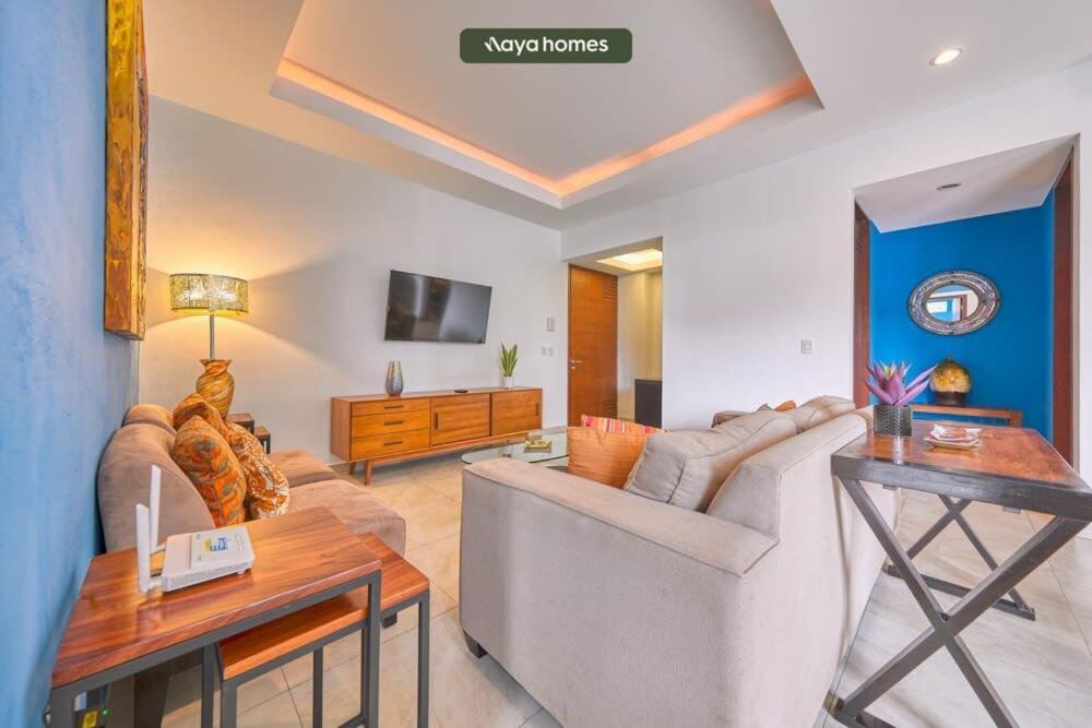 V399 Amazing 1br With Rooftop Pool In Zona Romantica *