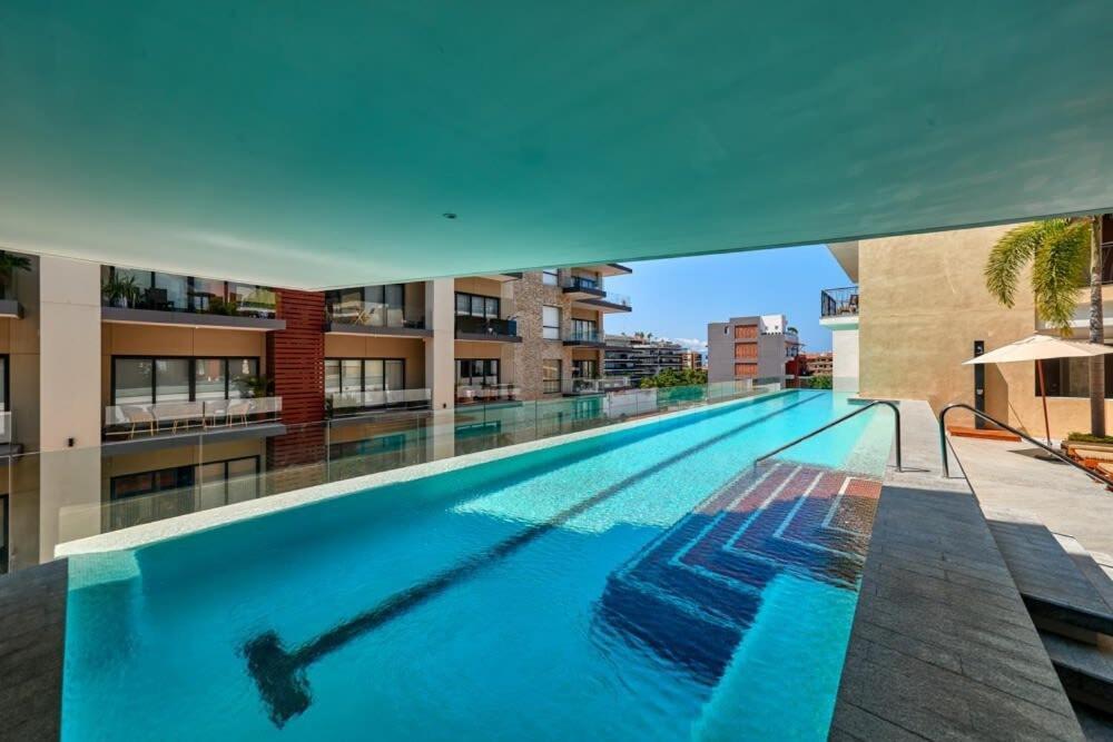 Apartment Pavilion 303