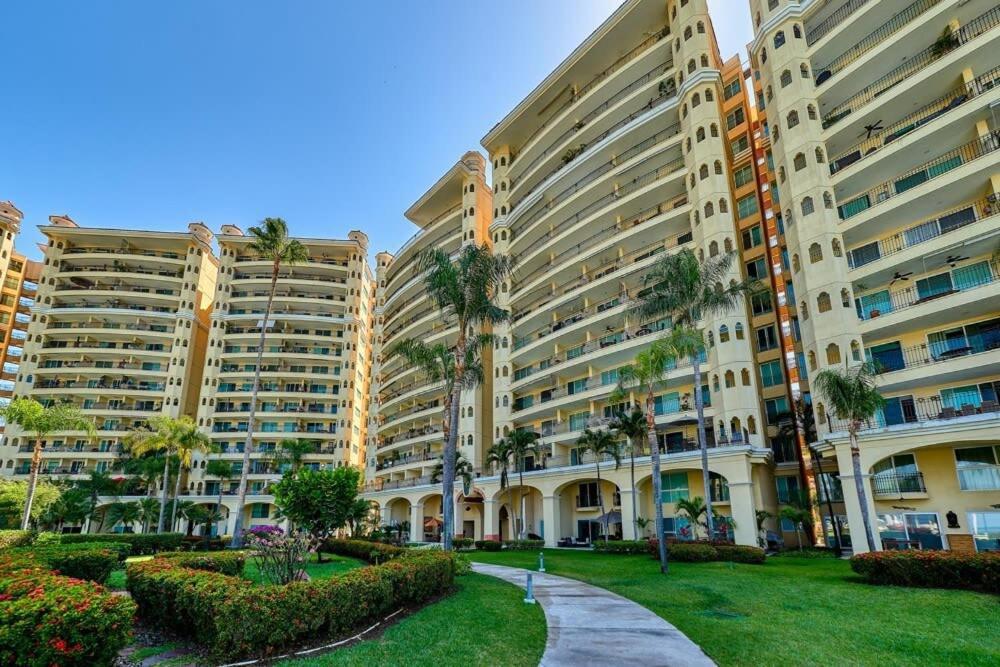 Bay View Grand-e805-pv * Puerto Vallarta