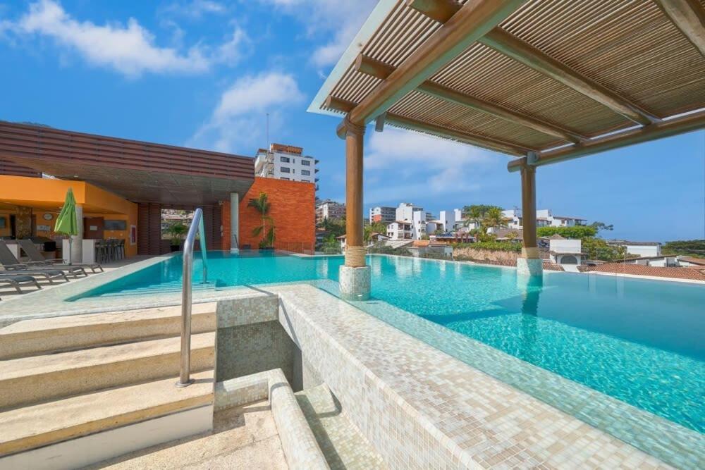 V399 Amazing 1br With Rooftop Pool In Zona Romantica Apartment