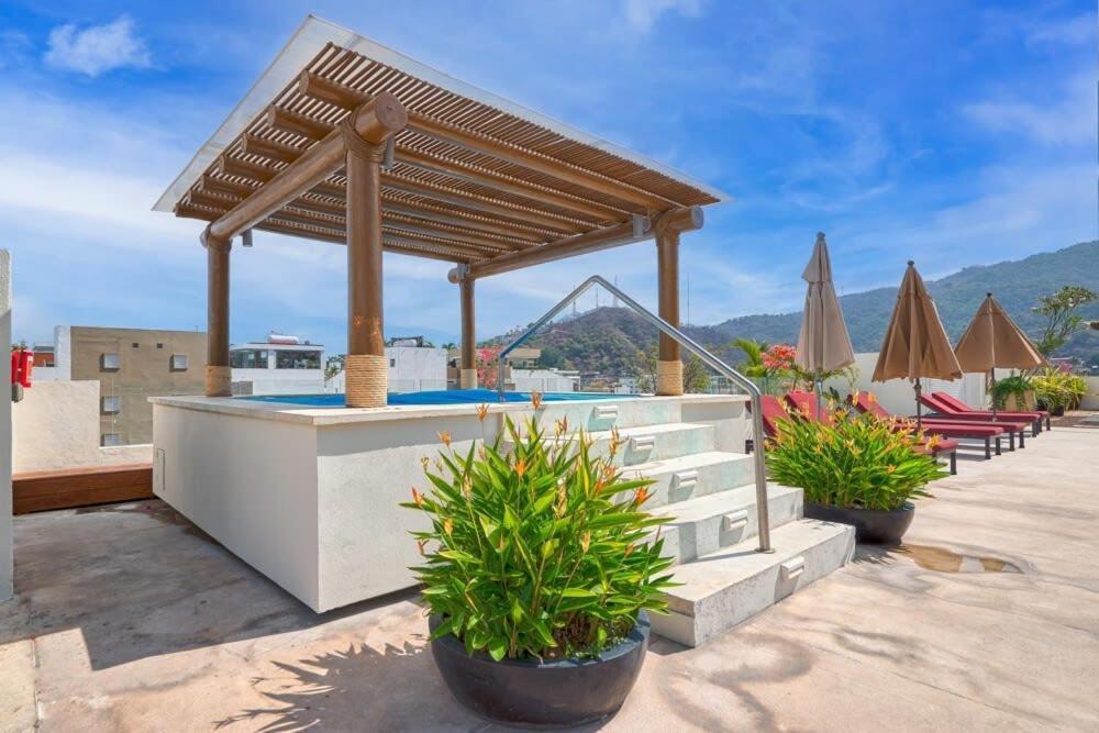 Apartment V399 Amazing 1br With Rooftop Pool In Zona Romantica