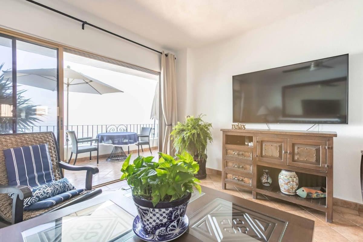 Apartment Ocean View 2br Condo-balcony-beach-pool *