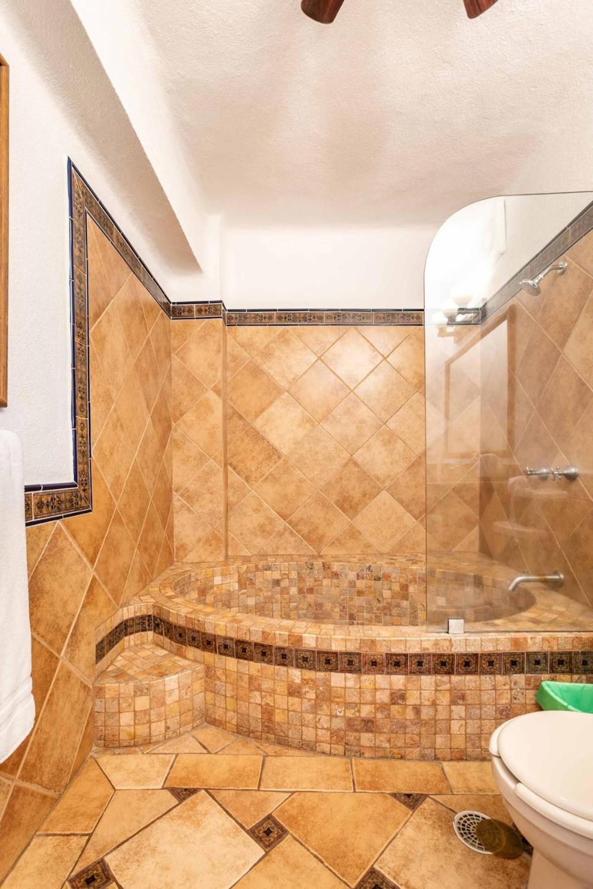 Ocean View 2br Condo-balcony-beach-pool