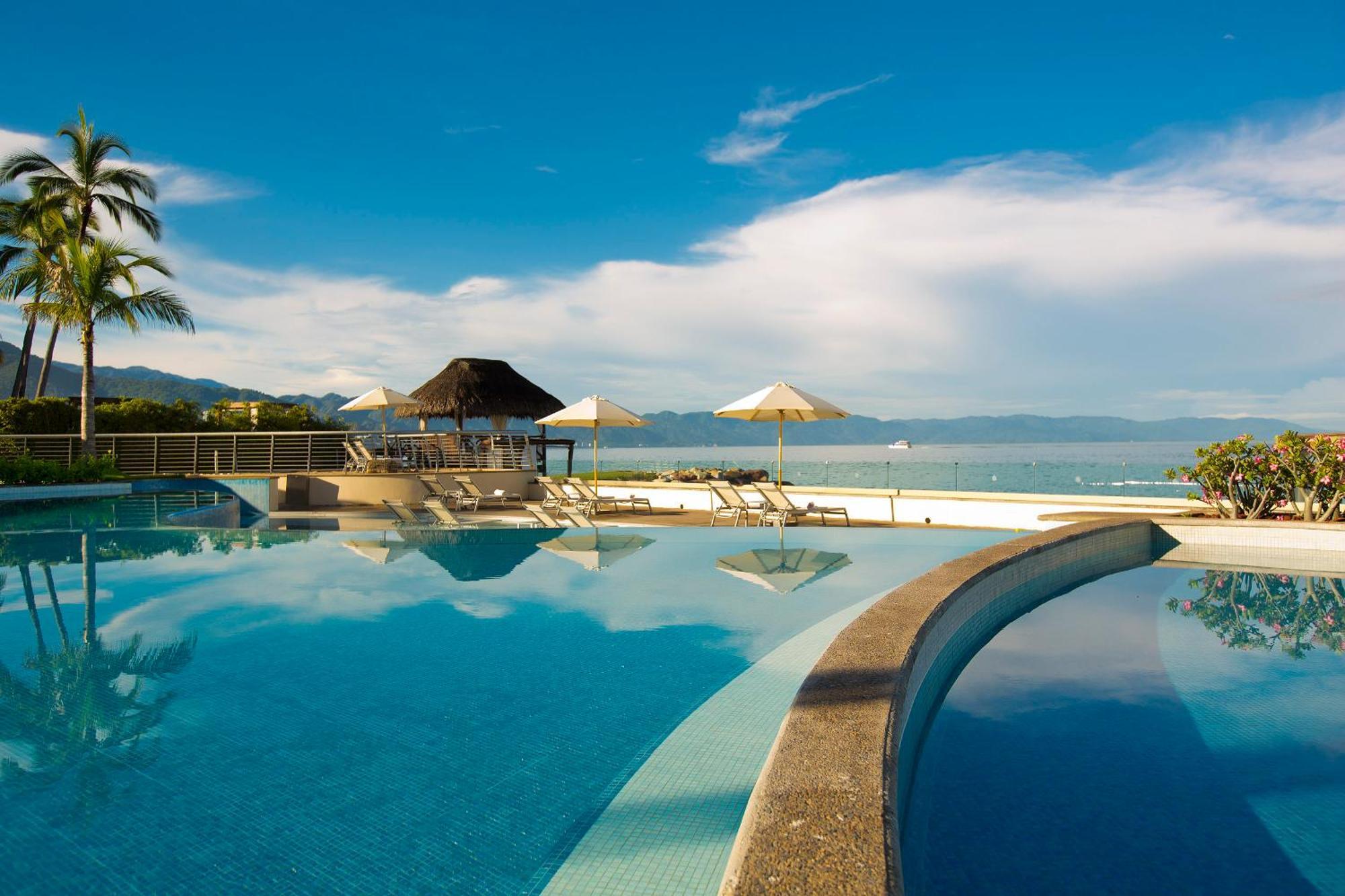 Sunset Plaza Puerto Vallarta