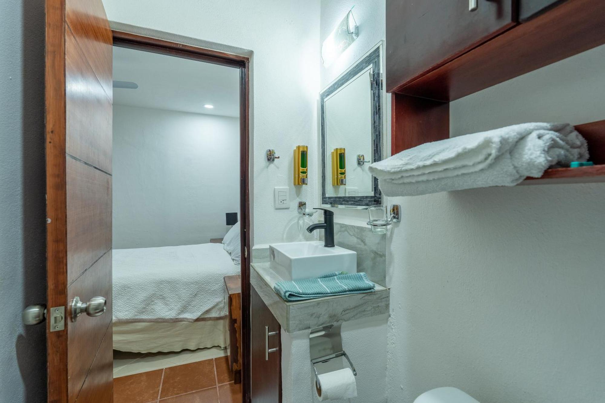 New Retreat With Private Terrace Apartment Puerto Vallarta