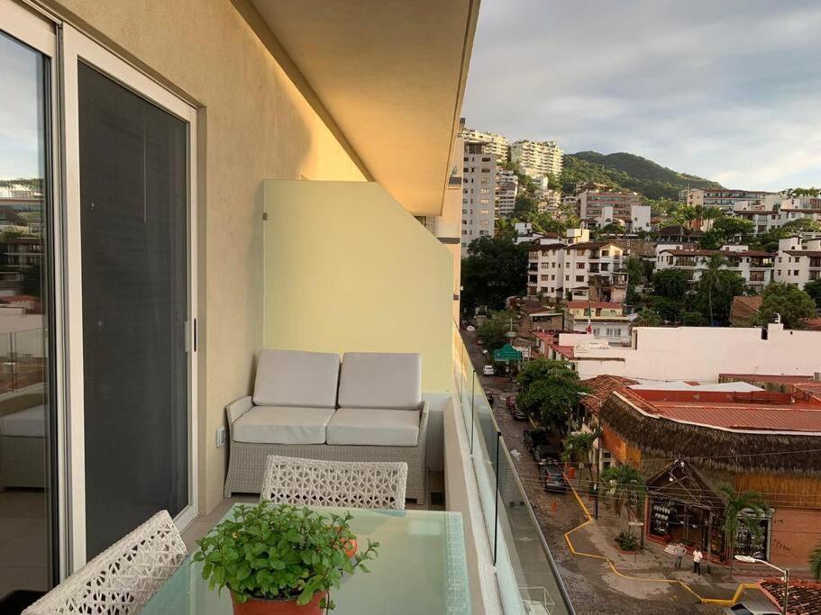 1bedroom 2balconies Unique Bar Street View In Pavilion * Puerto Vallarta