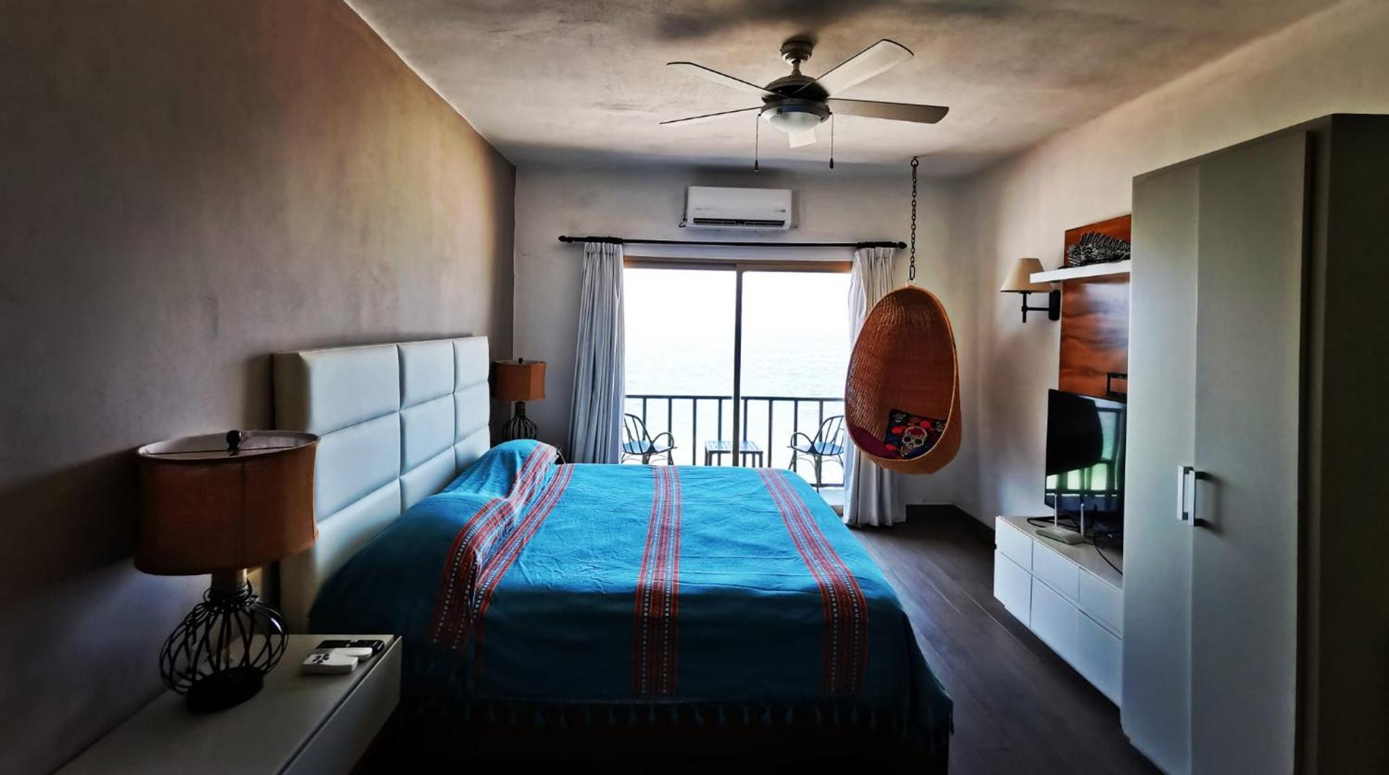 Front Unit At Tules Apartamento