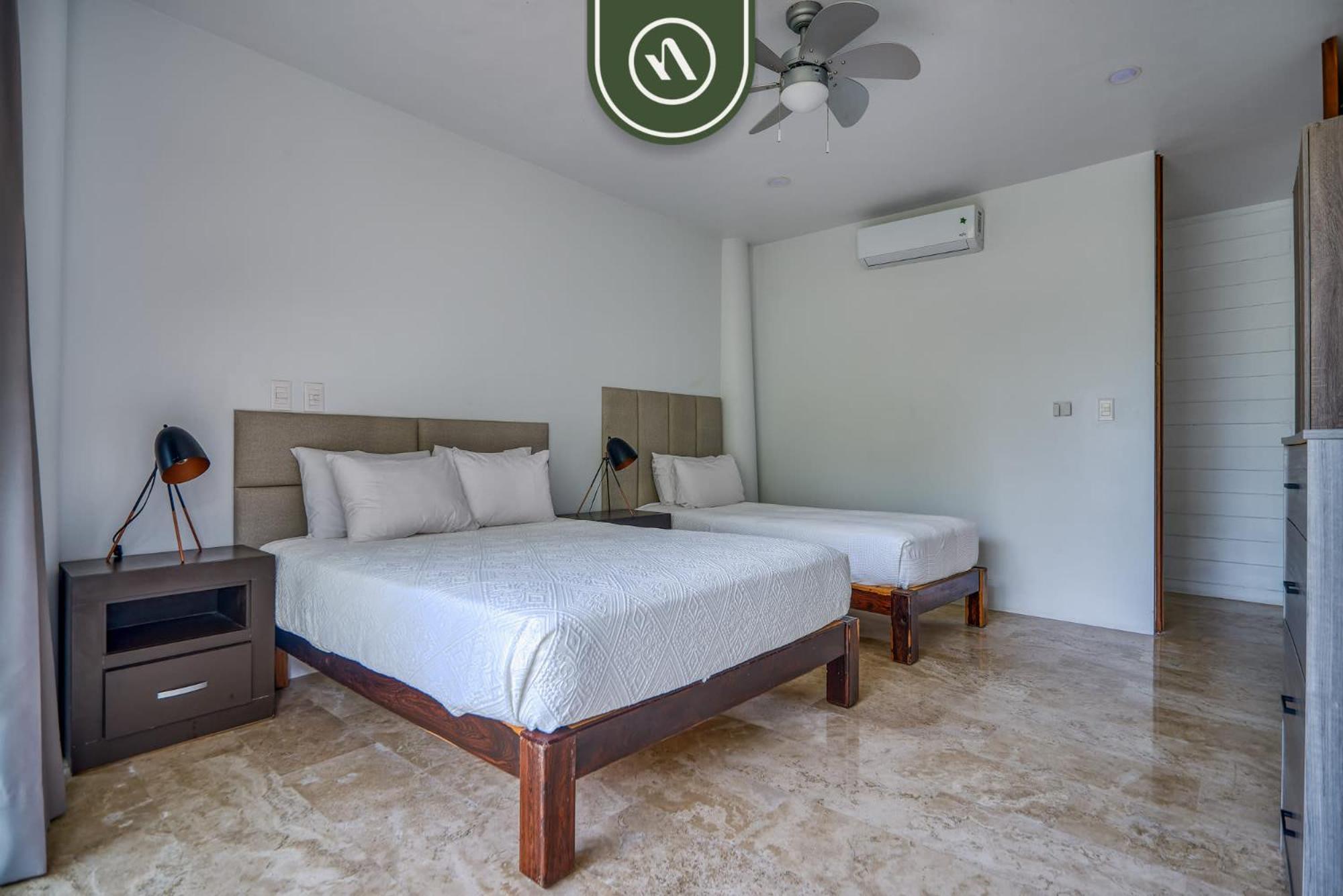 Amazing House With Private Pool - Rooftop Holiday home *