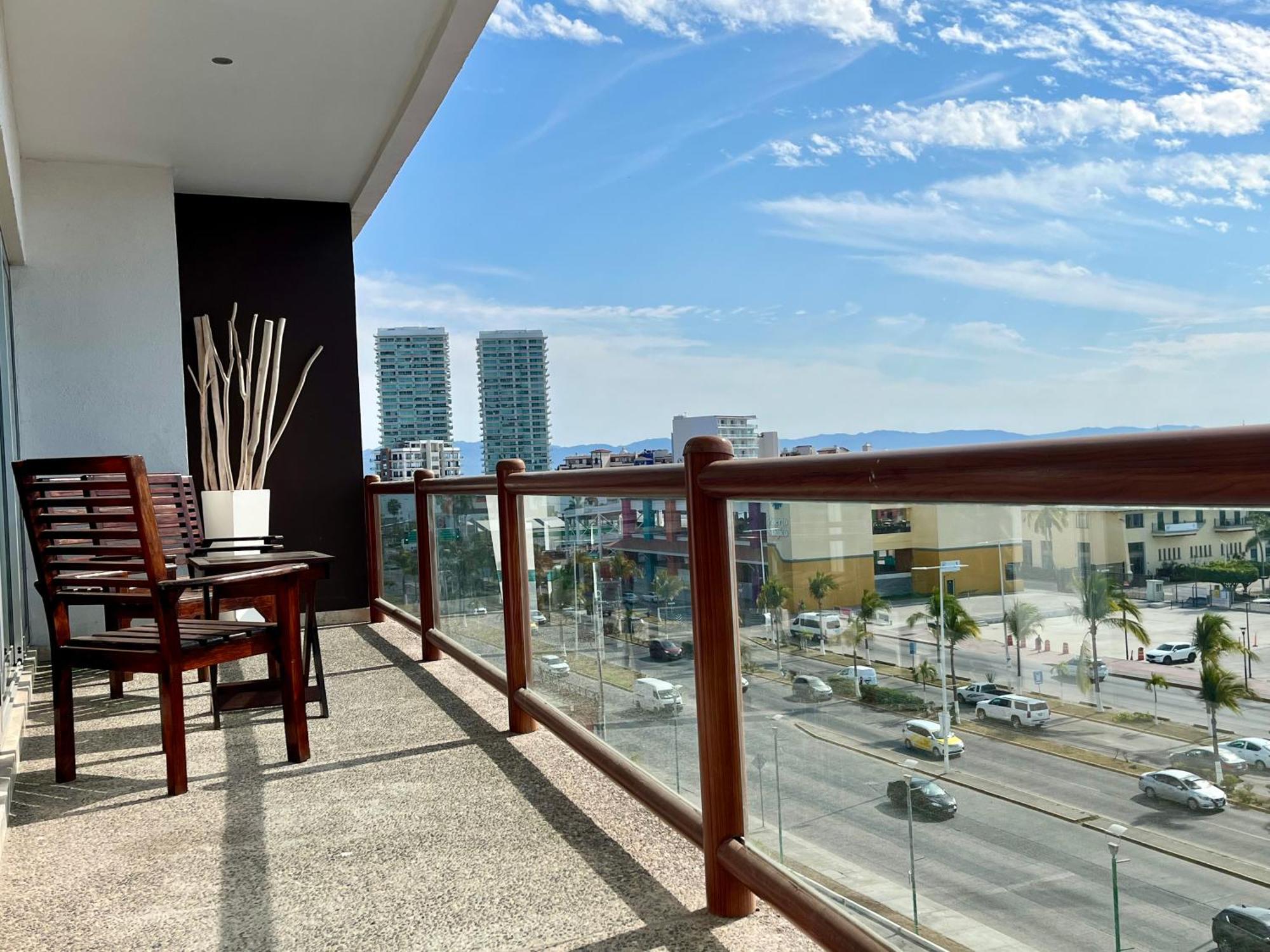 Deck 12 *