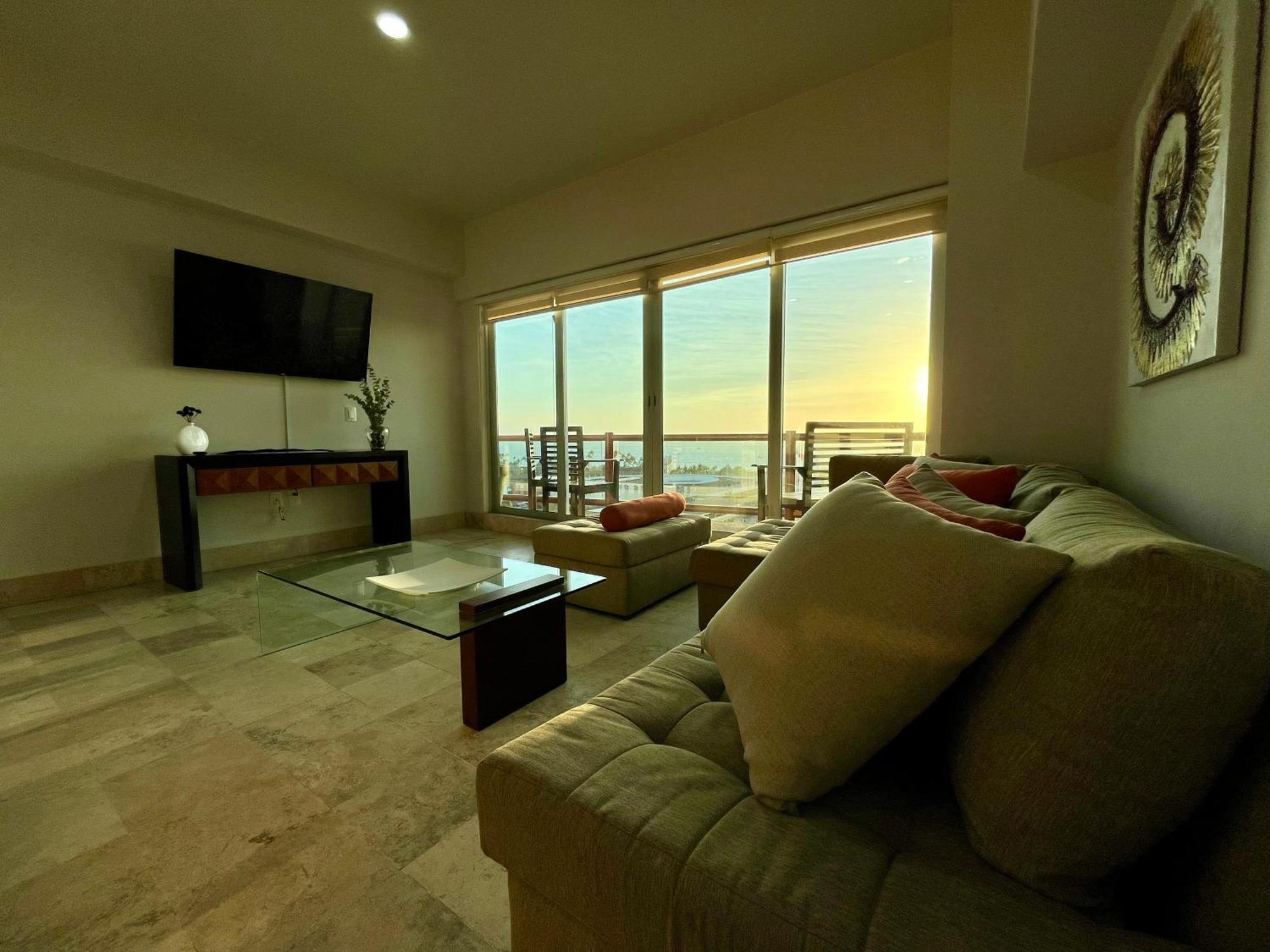 Deck 12 Apartment Puerto Vallarta