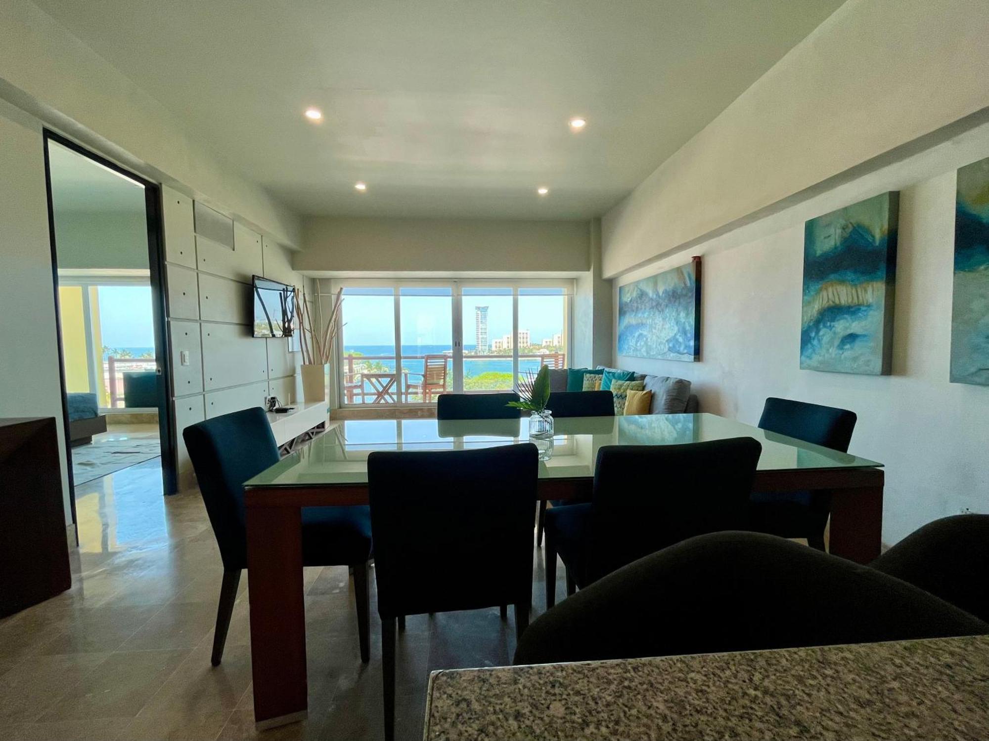 Deck 12 Apartment