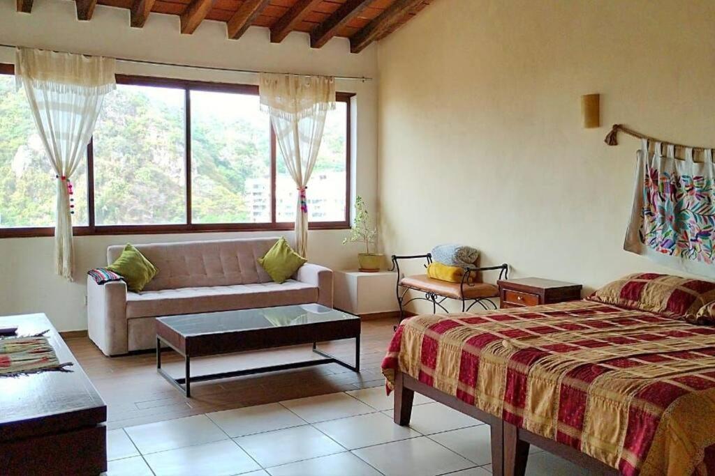 Amplio Departamento, En Zona Romantica Apartment *