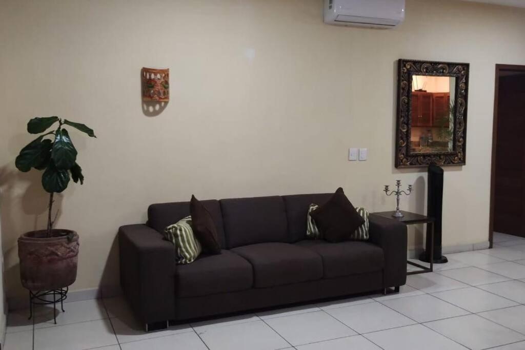 Apartment Amplio Departamento, En Zona Romantica *