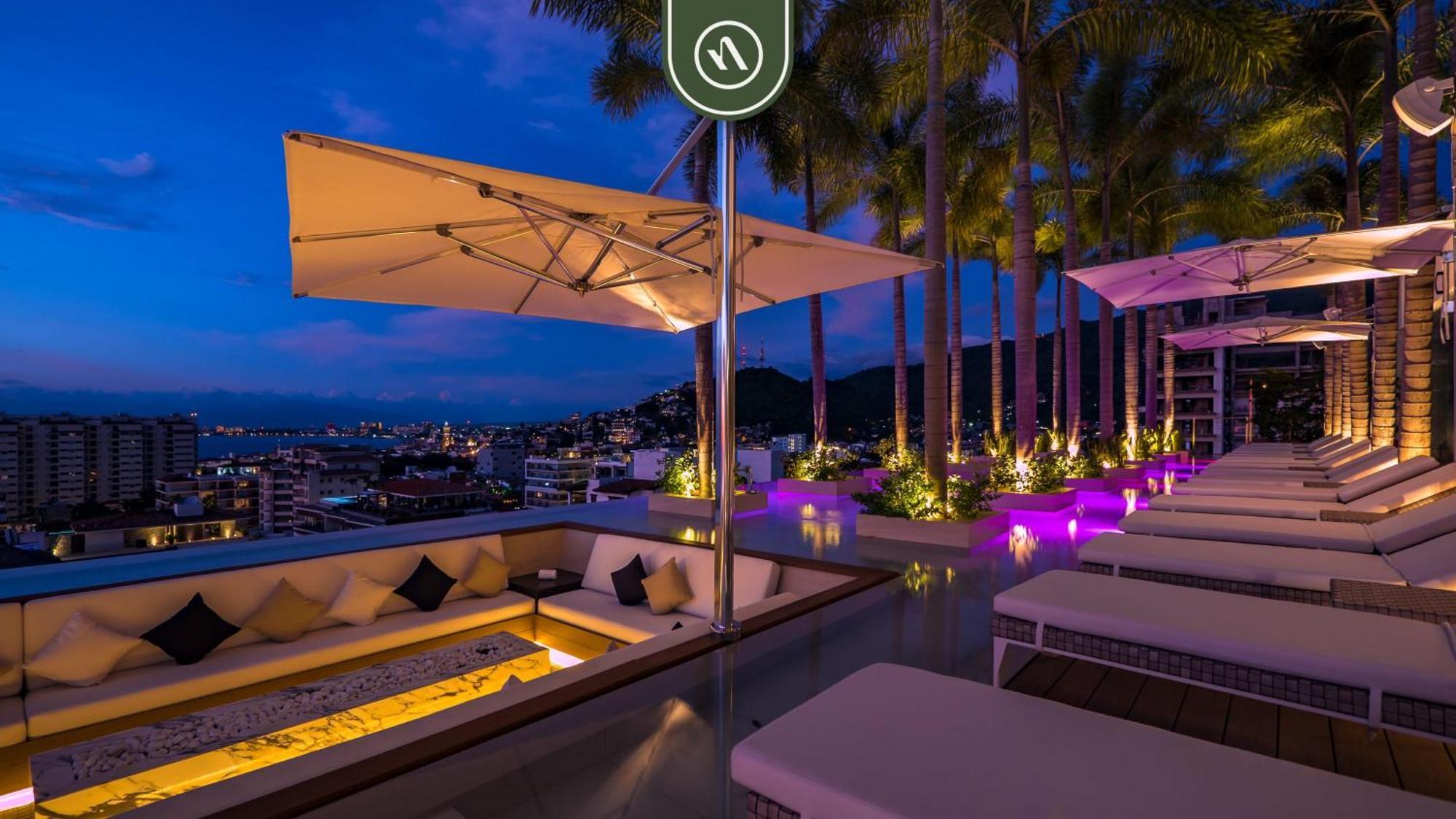 Luxury 1 Bedroom In Pier 57 - Infinity Pool