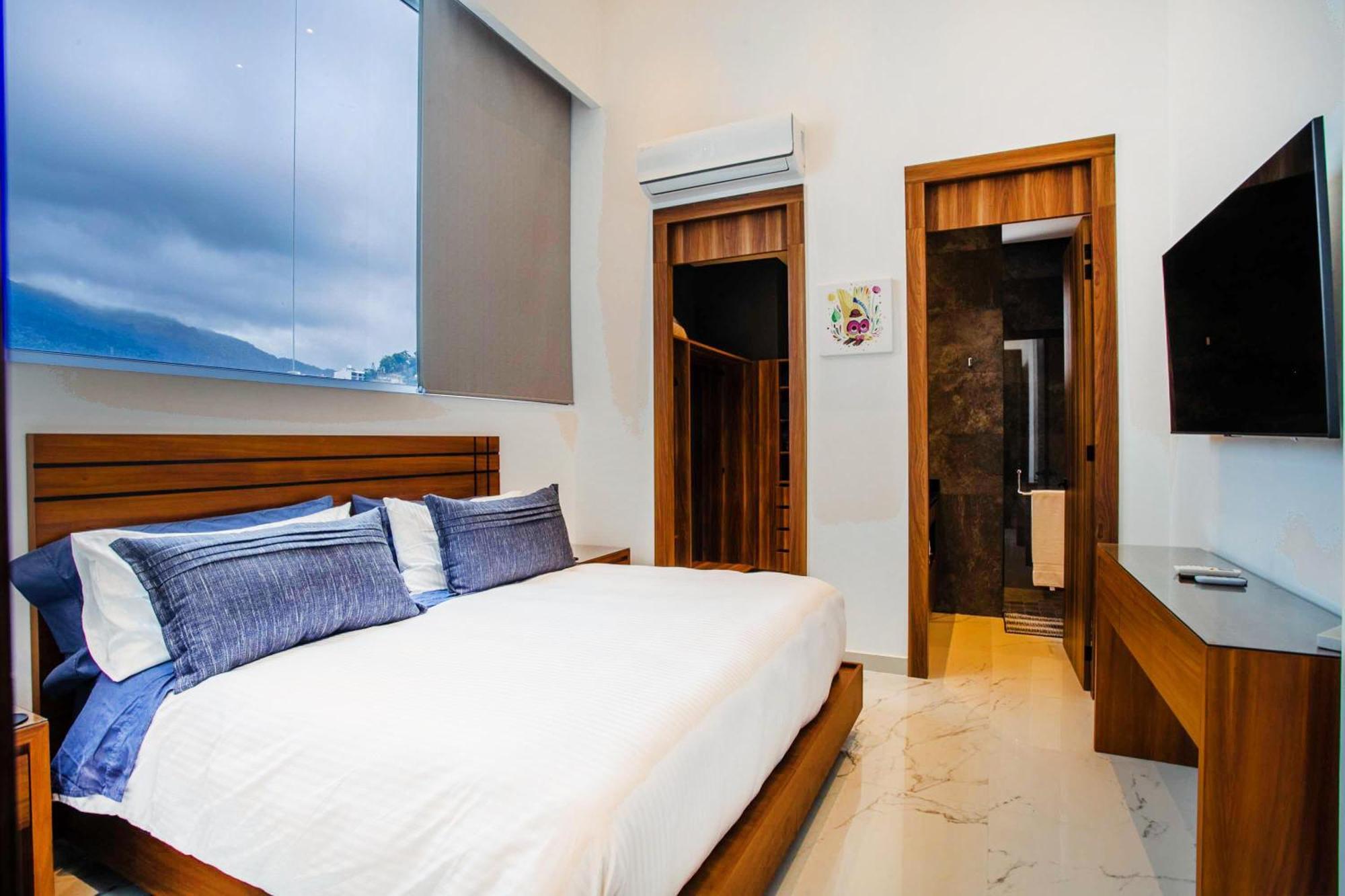 2br Penthouse Luxury At D'esire *