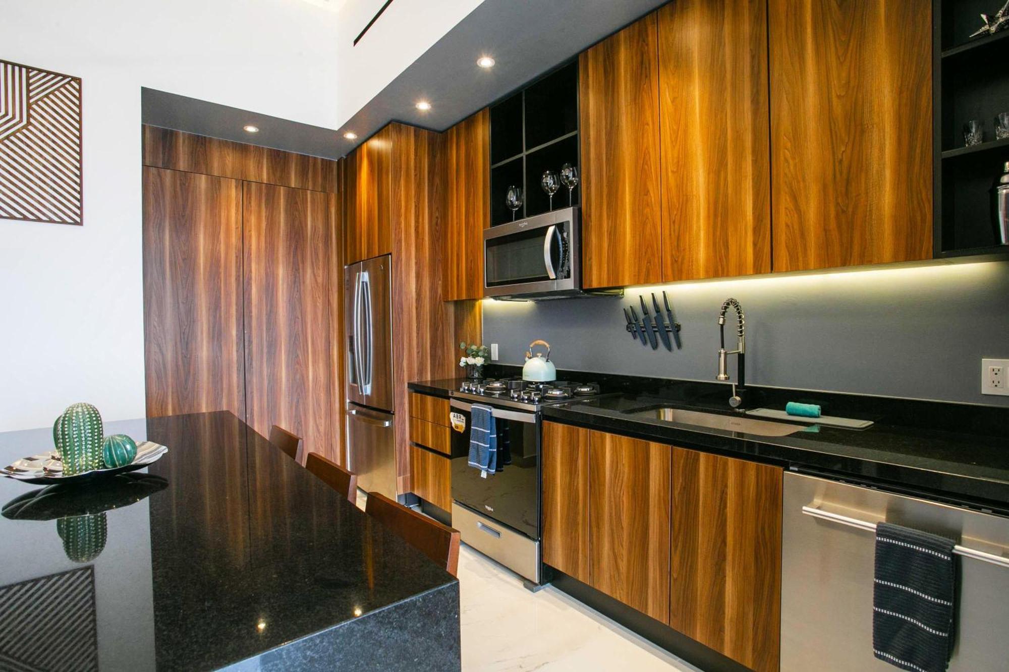 Holiday home 2br Penthouse Luxury At D'esire